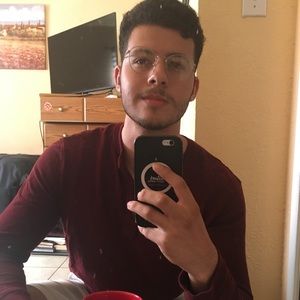 Meet your Posher, Julian